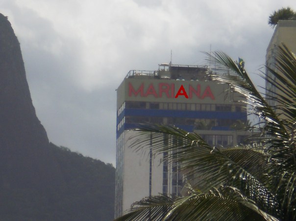 mariana hotel ipanema rio de janeiro #finestrasullafavela