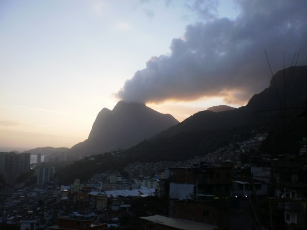 Pedra da Gávea al tramonto