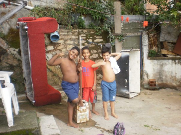 educazione per i bimbi vicini di casa #finestrasullafavela