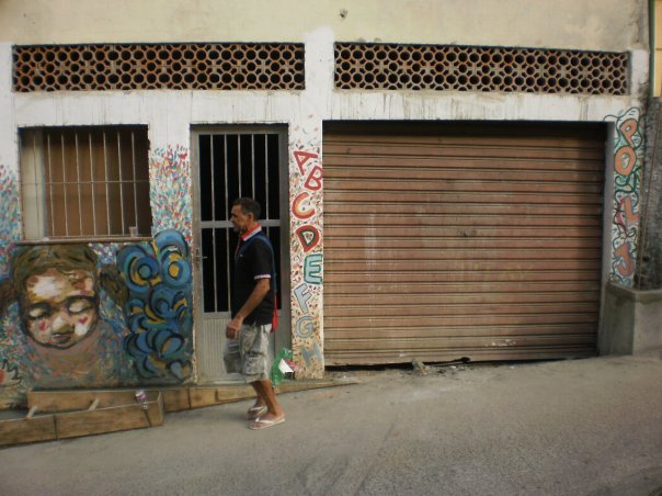 Garagem das Letras - favela Rocinha - Il Sorriso dei miei Bimbi Onlus #finestrasullafavela 