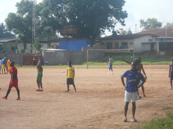 Cronaca di una domenica di calcio