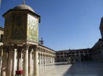 Damasco, cuore di pietra, ai piedi della moschea&nbsp;omayyadi